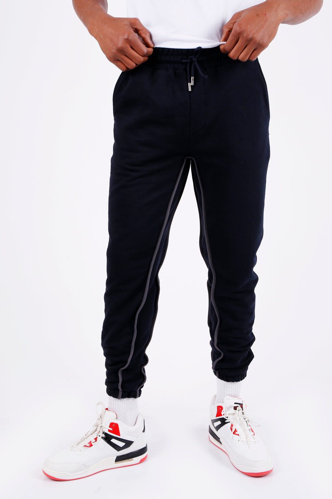 Men's tracksuit with stripes, elastic cuff